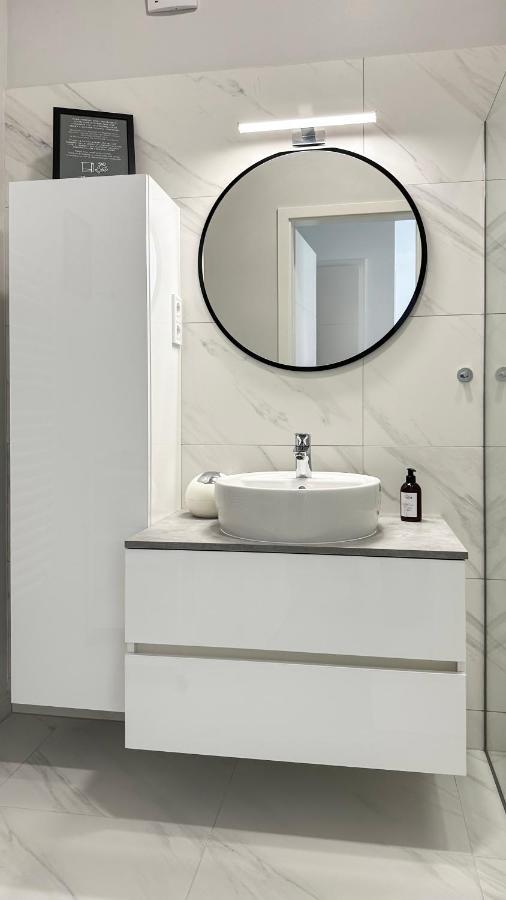 Linden Apartman 104 - Adults Only Mosonmagyaróvár Eksteriør bilde