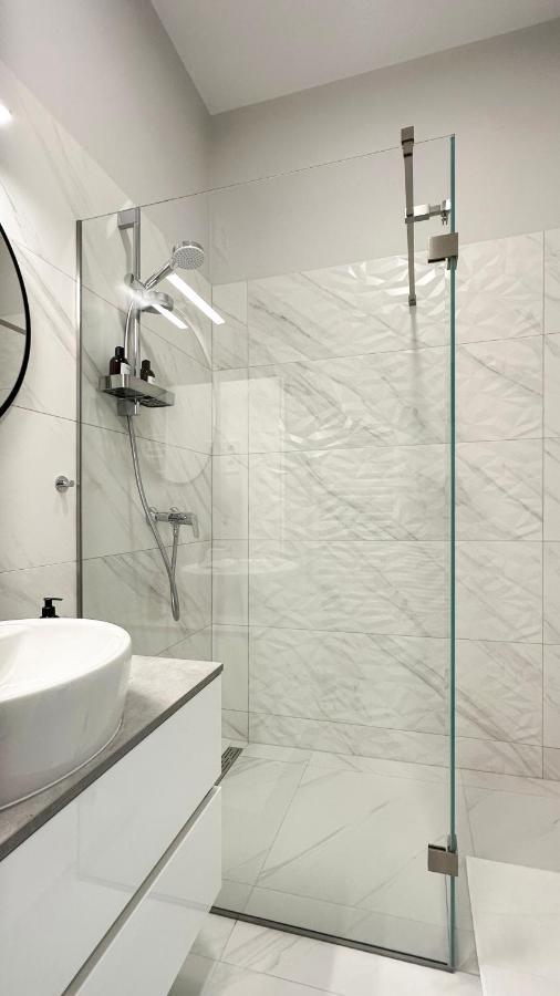 Linden Apartman 104 - Adults Only Mosonmagyaróvár Eksteriør bilde